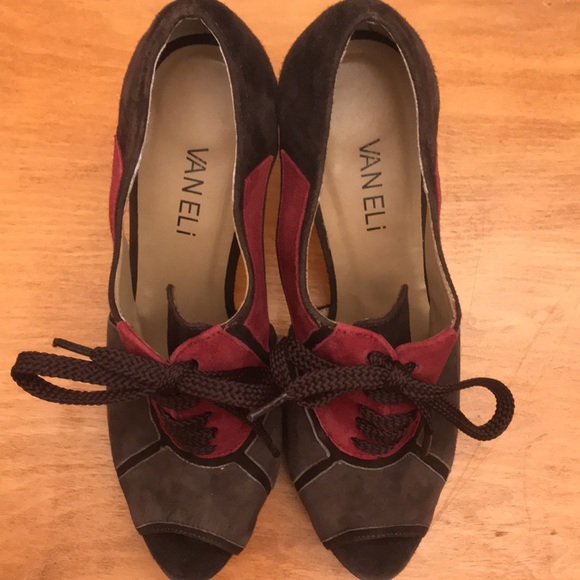 Vaneli suede lace-up pumps - Picture 4 of 6